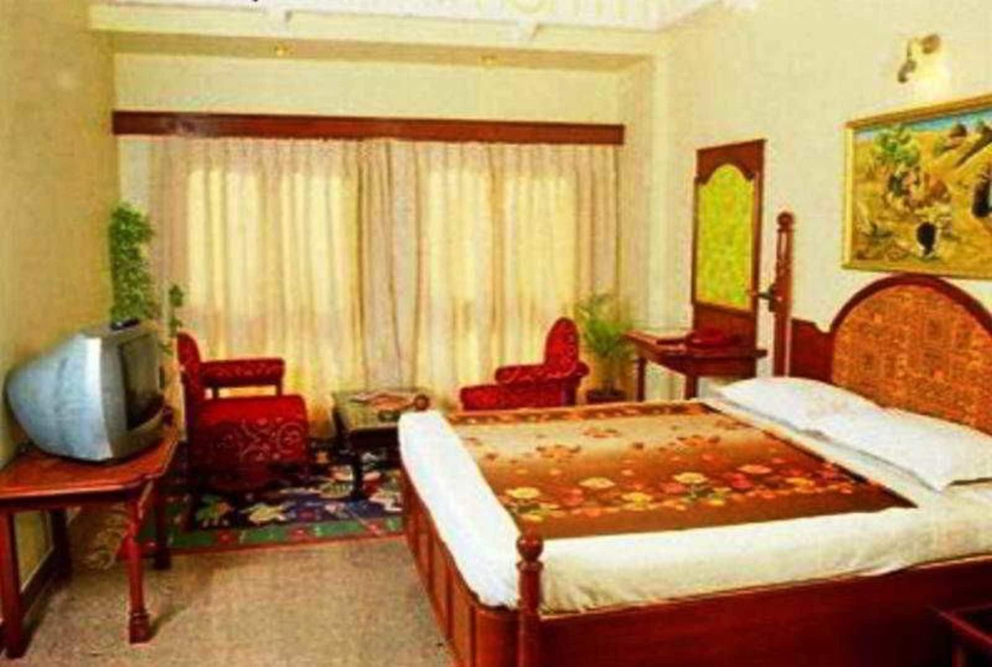 Mahadev Palace Hotel Jaisalmer Exterior photo